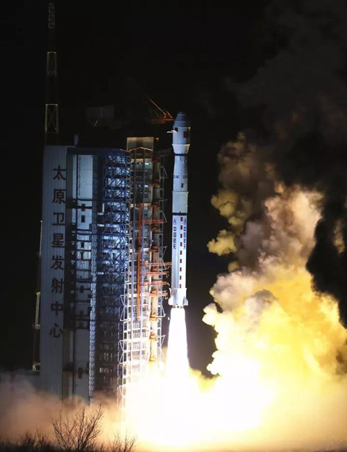厲害了我的國！“風(fēng)云三號D”氣象衛(wèi)星于今日凌晨發(fā)射成功。